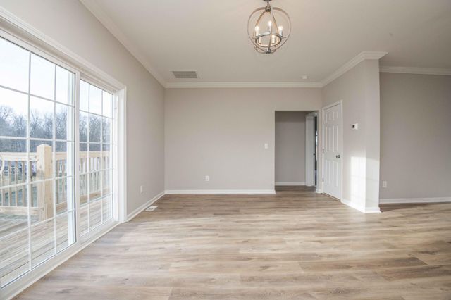 155 Waters Edge Drive, Spring City, TN 37381