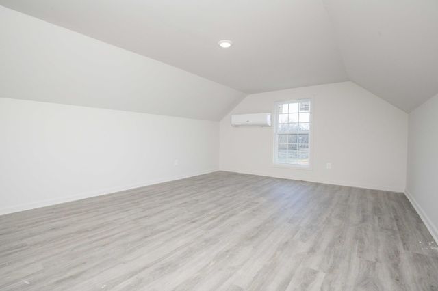 155 Waters Edge Drive, Spring City, TN 37381