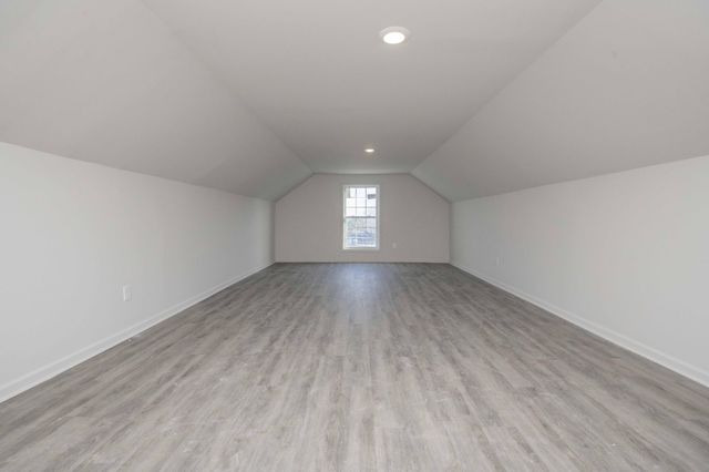 155 Waters Edge Drive, Spring City, TN 37381