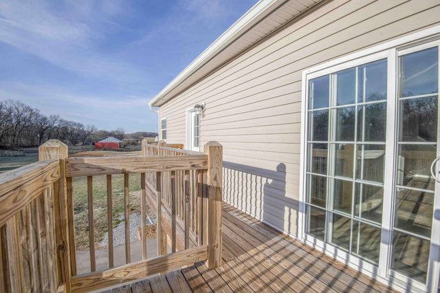 155 Waters Edge Drive, Spring City, TN 37381