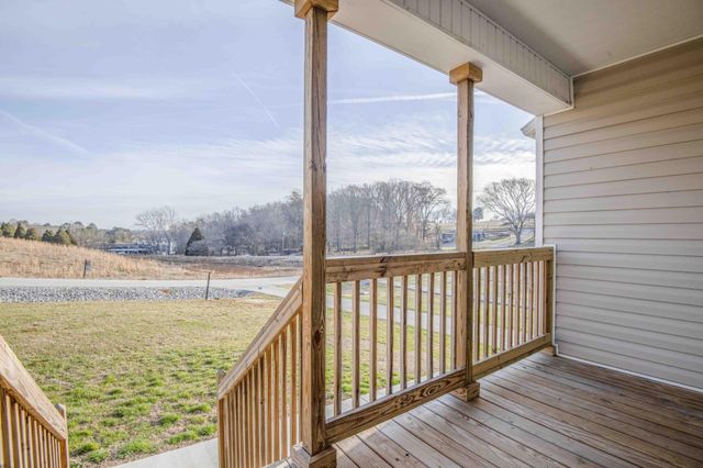 155 Waters Edge Drive, Spring City, TN 37381