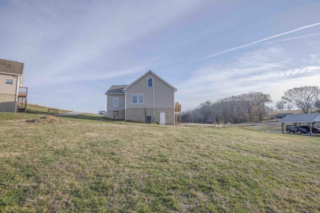 155 Waters Edge Drive, Spring City, TN 37381