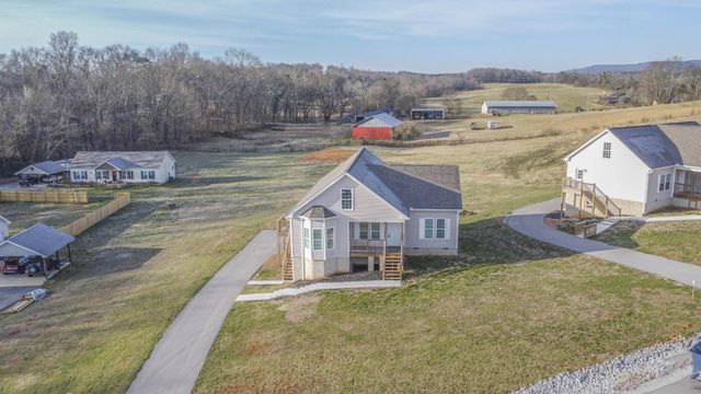 155 Waters Edge Drive, Spring City, TN 37381