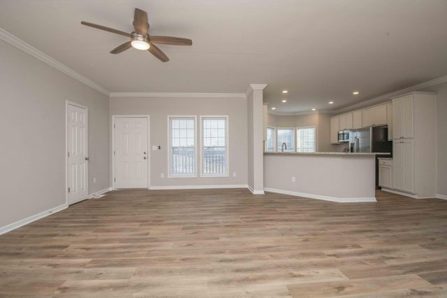 155 Waters Edge Drive, Spring City, TN 37381