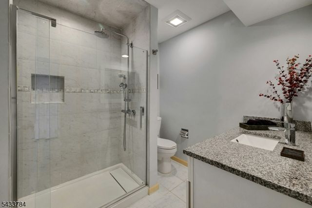 6 LYNNFIELD DRIVE, Morris Twp., NJ 07960