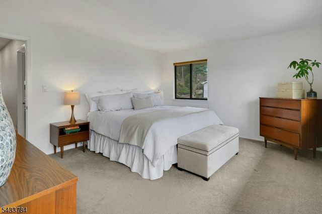 6 LYNNFIELD DRIVE, Morris Twp., NJ 07960