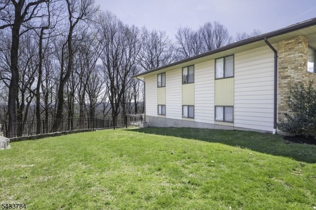 6 LYNNFIELD DRIVE, Morris Twp., NJ 07960