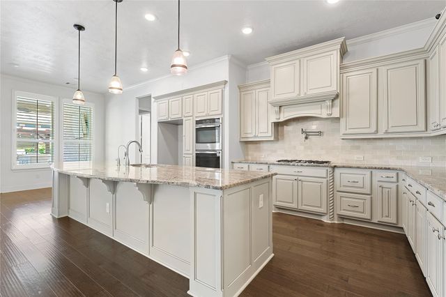 11710 Saporito Way, Richmond, TX 77406