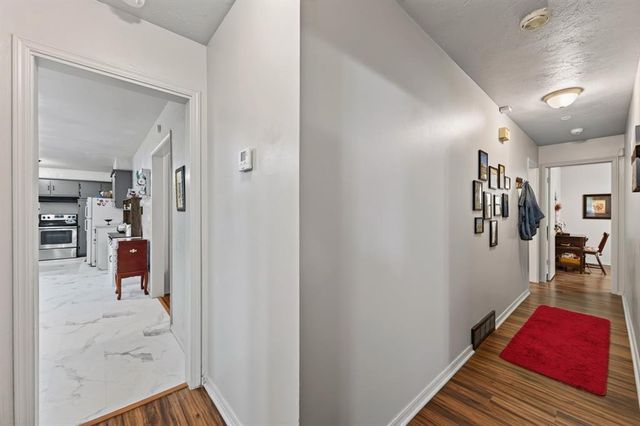 1928 Lanesboro Drive, Oklahoma City, OK 73120