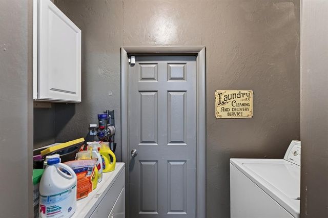 1928 Lanesboro Drive, Oklahoma City, OK 73120