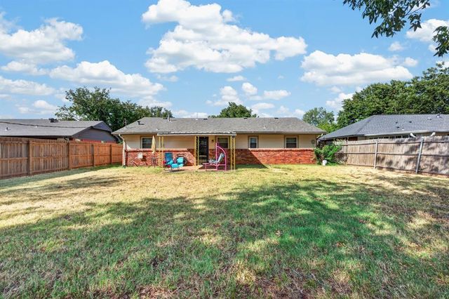 1928 Lanesboro Drive, Oklahoma City, OK 73120
