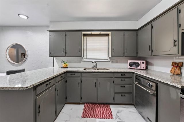 1928 Lanesboro Drive, Oklahoma City, OK 73120