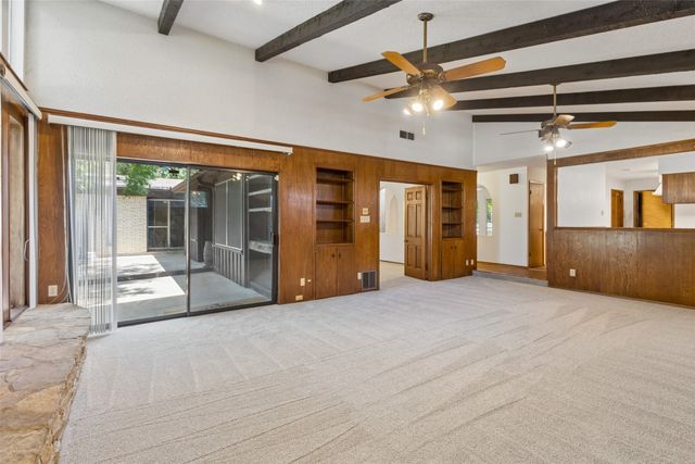 1928 Loma Linda Court, Fort Worth, TX 76112