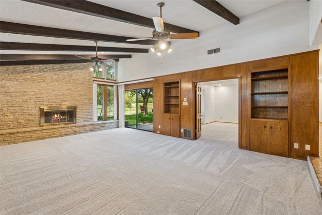 1928 Loma Linda Court, Fort Worth, TX 76112