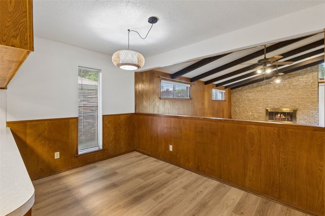 1928 Loma Linda Court, Fort Worth, TX 76112