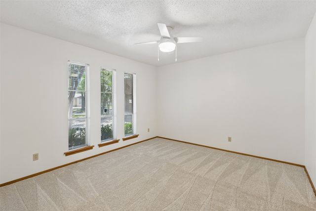 1928 Loma Linda Court, Fort Worth, TX 76112