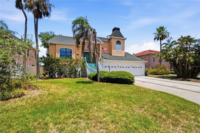 1136 3RD AVENUE S, Tierra Verde, FL 33715