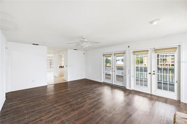 1136 3RD AVENUE S, Tierra Verde, FL 33715