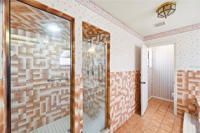 1136 3RD AVENUE S, Tierra Verde, FL 33715