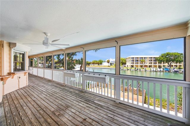 1136 3RD AVENUE S, Tierra Verde, FL 33715