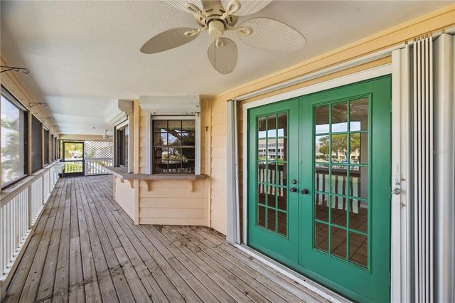 1136 3RD AVENUE S, Tierra Verde, FL 33715