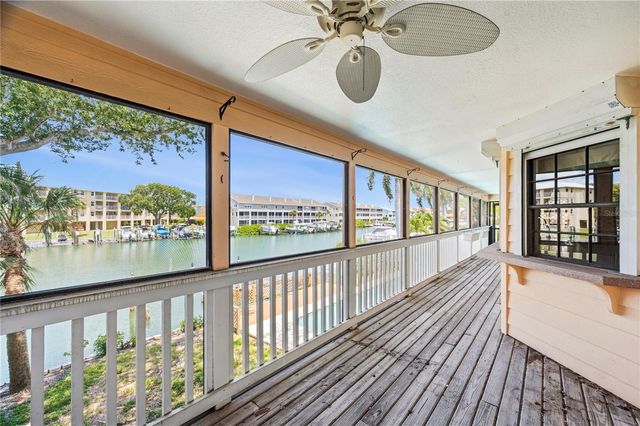 1136 3RD AVENUE S, Tierra Verde, FL 33715