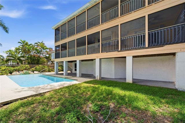 1136 3RD AVENUE S, Tierra Verde, FL 33715