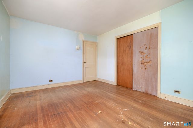 9 Penzance Road, Stamford, CT 06902