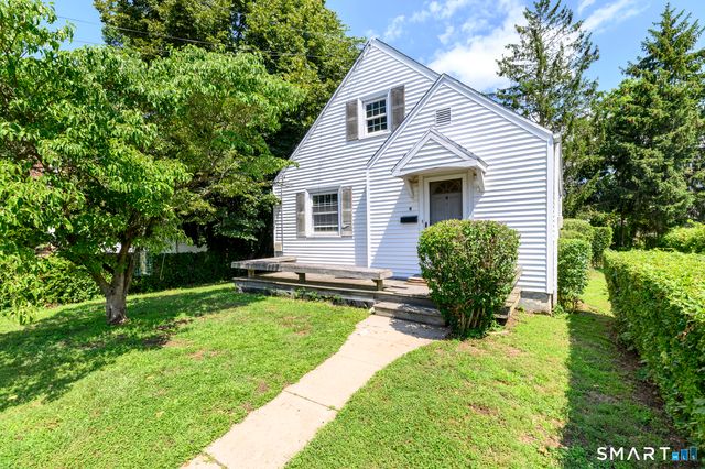 9 Penzance Road, Stamford, CT 06902