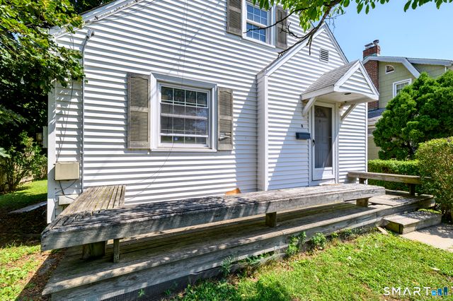 9 Penzance Road, Stamford, CT 06902