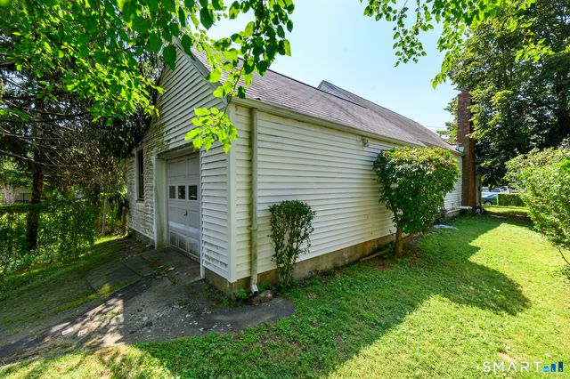 9 Penzance Road, Stamford, CT 06902