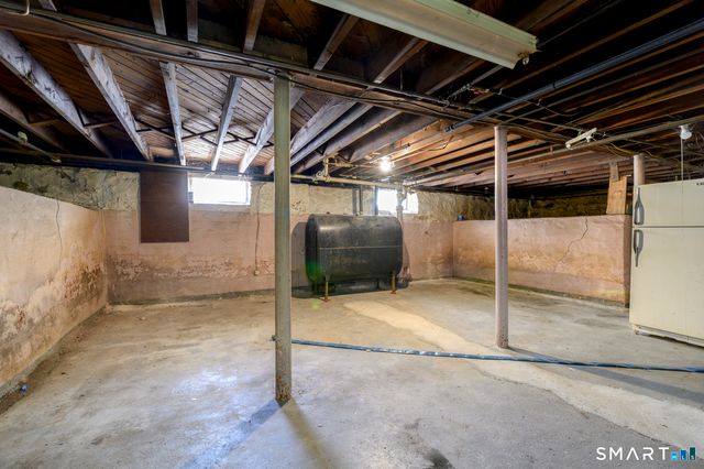 9 Penzance Road, Stamford, CT 06902