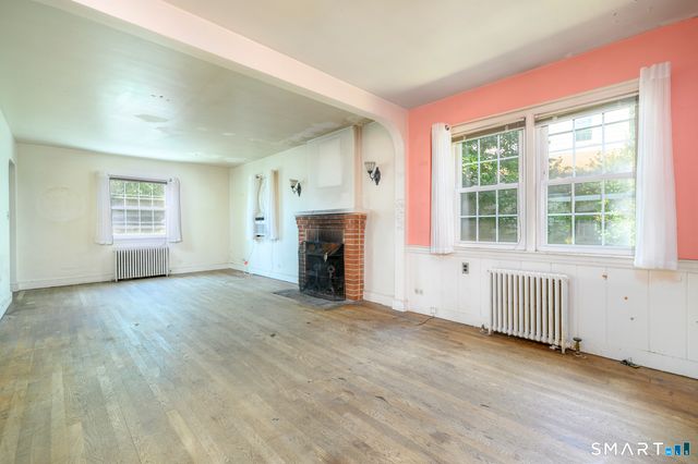 9 Penzance Road, Stamford, CT 06902