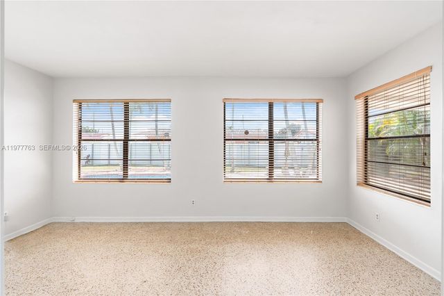 1100 W 53rd Ter, Hialeah, FL 33012