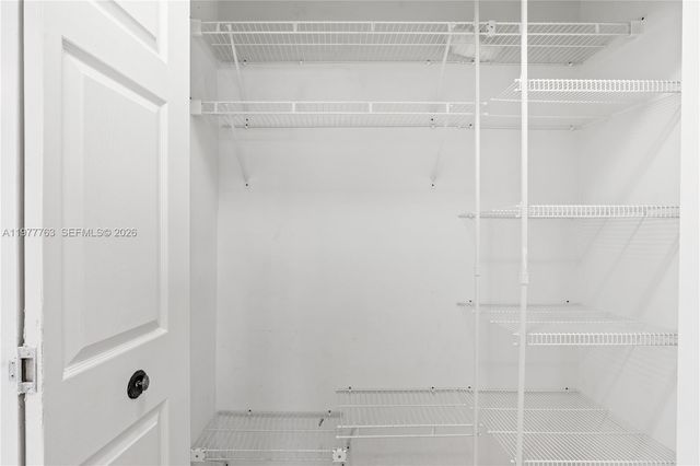 1100 W 53rd Ter, Hialeah, FL 33012