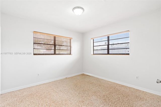 1100 W 53rd Ter, Hialeah, FL 33012