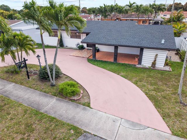 1100 W 53rd Ter, Hialeah, FL 33012