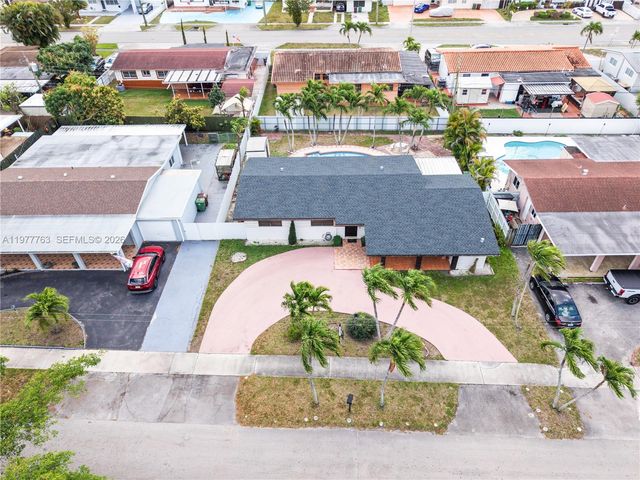 1100 W 53rd Ter, Hialeah, FL 33012