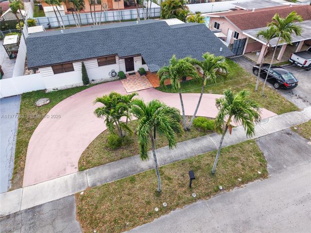1100 W 53rd Ter, Hialeah, FL 33012