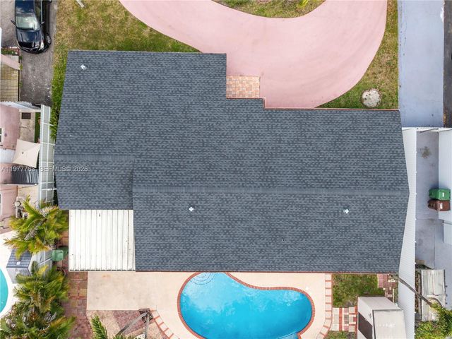 1100 W 53rd Ter, Hialeah, FL 33012