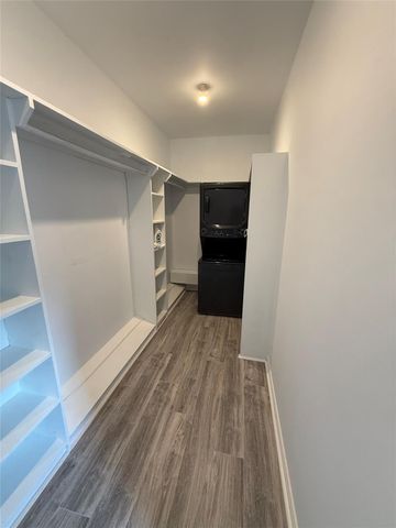 618 E 16th Street, Houston, TX 77008