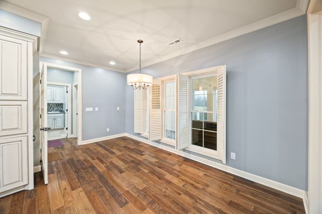 4068 Charlton Sq, Cookeville, TN 38501