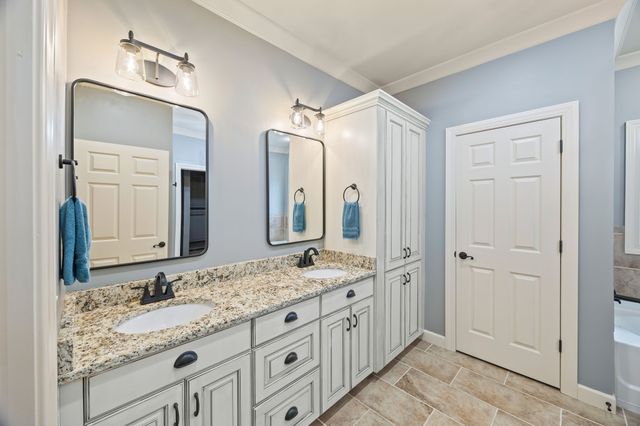 4068 Charlton Sq, Cookeville, TN 38501