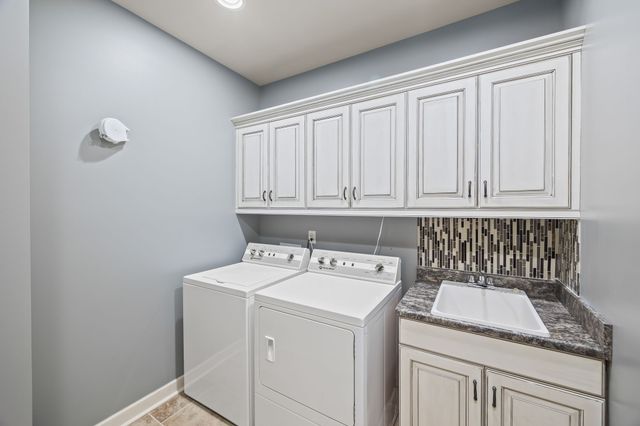 4068 Charlton Sq, Cookeville, TN 38501