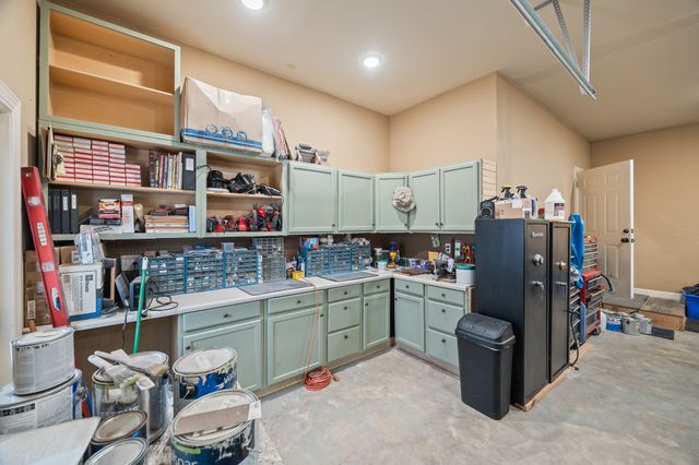 4068 Charlton Sq, Cookeville, TN 38501