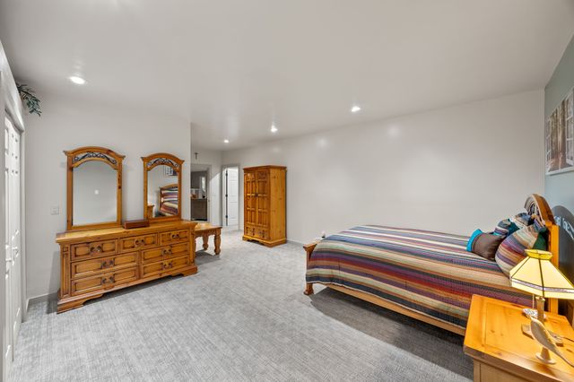 4068 Charlton Sq, Cookeville, TN 38501