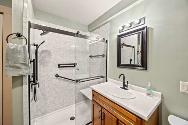 4068 Charlton Sq, Cookeville, TN 38501