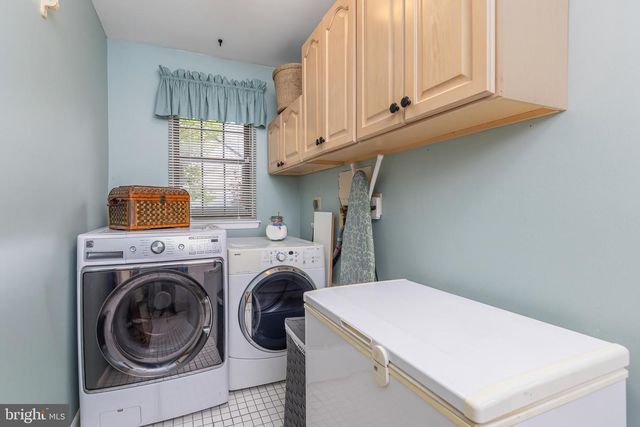 28 PELHAM, West Deptford, NJ 08051