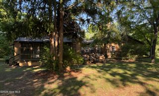 2317 River Road, Magnolia, NC 28453