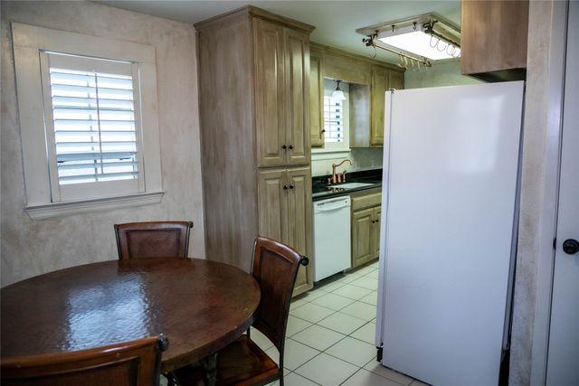 917 East Street, Graham, TX 76450